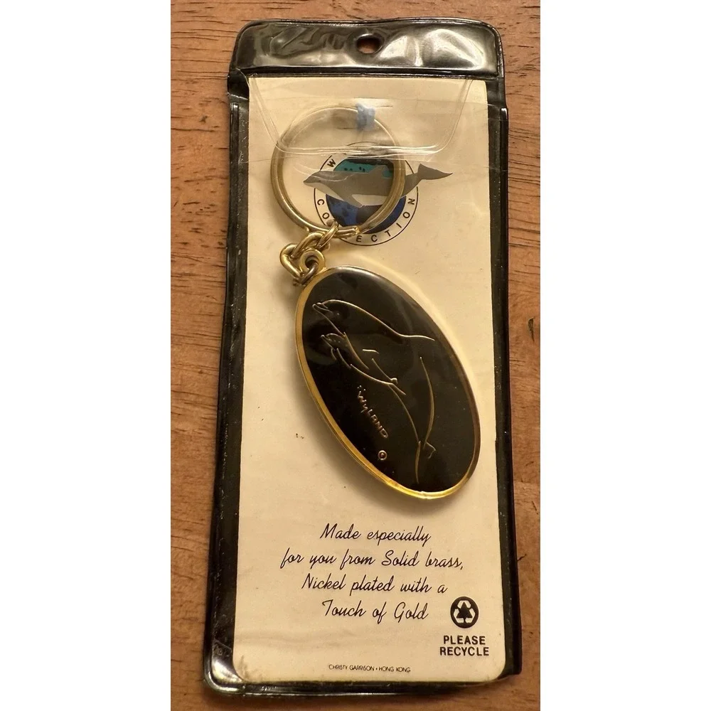 Wyland Art Collection Keychain,‎ Dolphins Swimming Keyring Souvenir Keytag Gift
